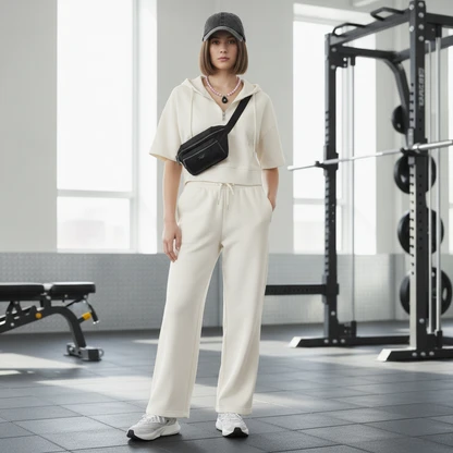 Vintage Cap & Athleisure Set – Casual Chic Outfit